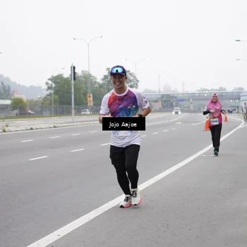 Runner Photo 7242916