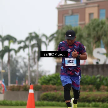Runner Photo 7242925