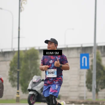 Runner Photo 7242942