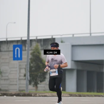 Runner Photo 7243012