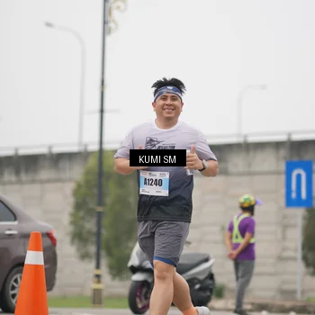 Runner Photo 7243039