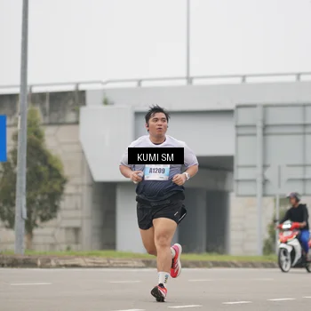 Runner Photo 7243048