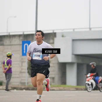 Runner Photo 7243056