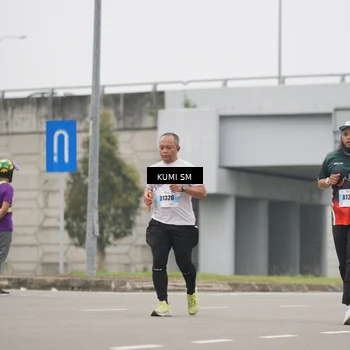 Runner Photo 7243076