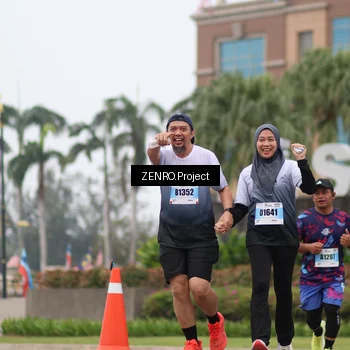 Runner Photo 7243134