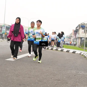 Runner Photo 7243332