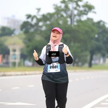 Runner Photo 7243335