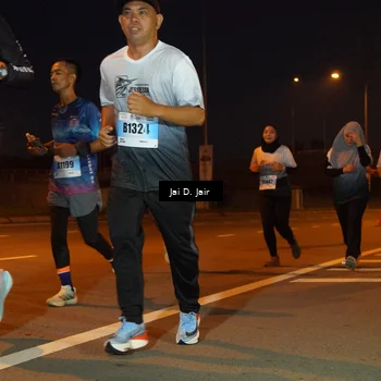 Runner Photo 7243336