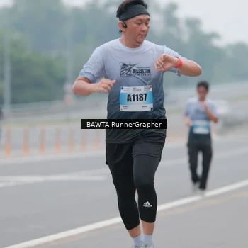Runner Photo 7243340