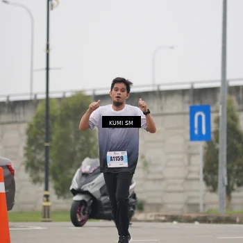 Runner Photo 7243389