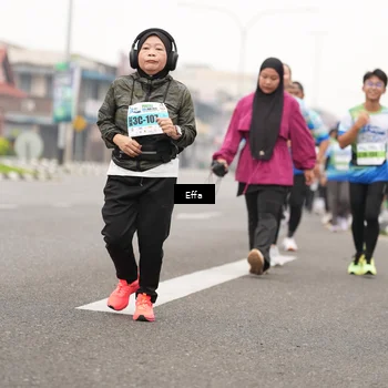 Runner Photo 7243393