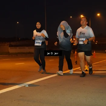 Runner Photo 7243396