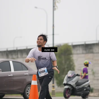 Runner Photo 7243404