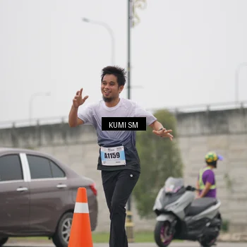 Runner Photo 7243411