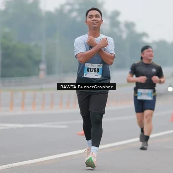 Runner Photo 7243420