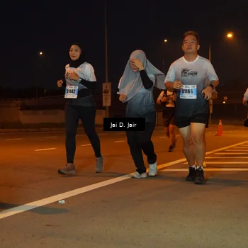 Runner Photo 7243430