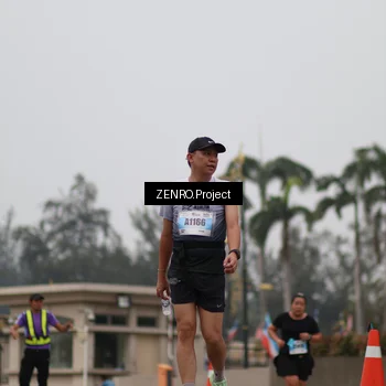Runner Photo 7243442