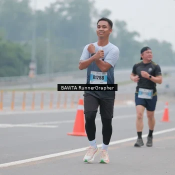 Runner Photo 7243483