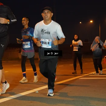 Runner Photo 7243553