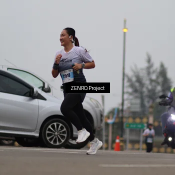 Runner Photo 7243596
