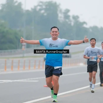 Runner Photo 7243637