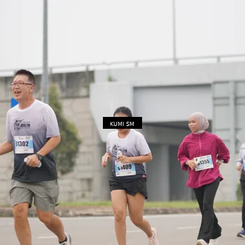 Runner Photo 7243689