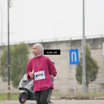 Runner Photo 7243712