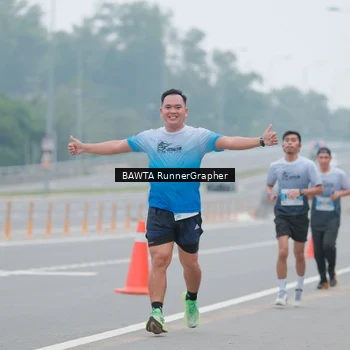 Runner Photo 7243722