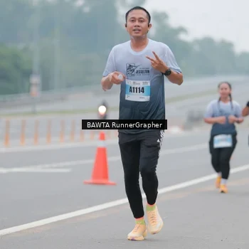Runner Photo 7243767