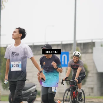 Runner Photo 7243771
