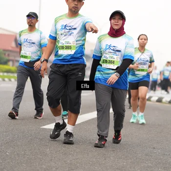 Runner Photo 7243796