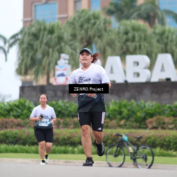 Runner Photo 7243810