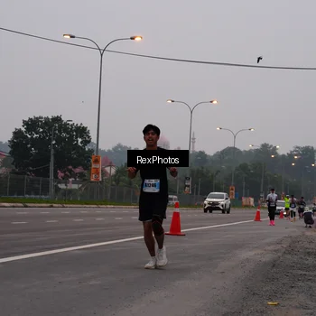 Runner Photo 7243835