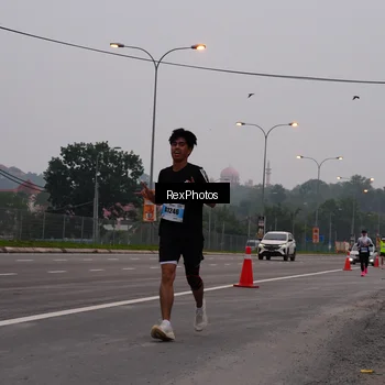 Runner Photo 7243859