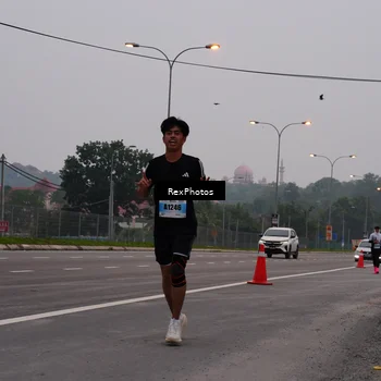 Runner Photo 7243870