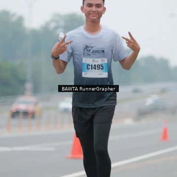 Runner Photo 7243902