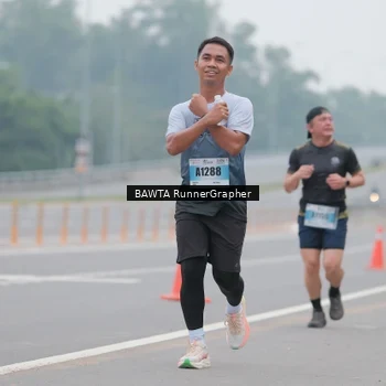 Runner Photo 7243903