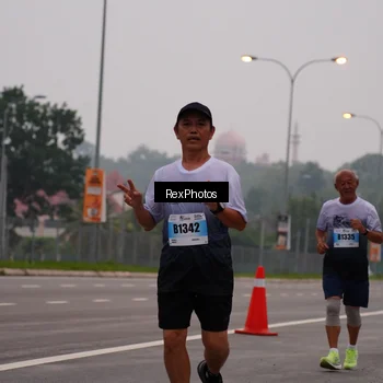 Runner Photo 7243951