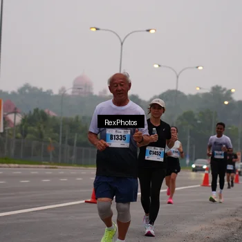 Runner Photo 7243978
