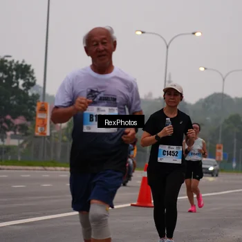 Runner Photo 7243984