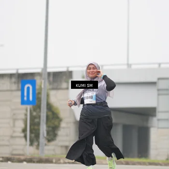 Runner Photo 7244012