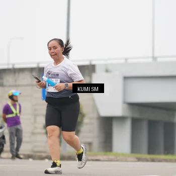Runner Photo 7244015