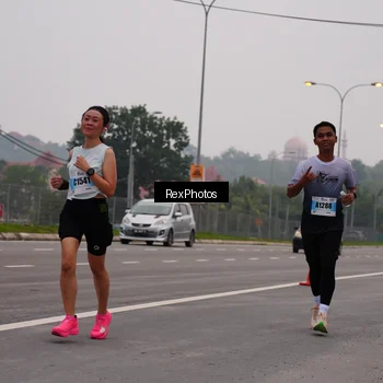 Runner Photo 7244016