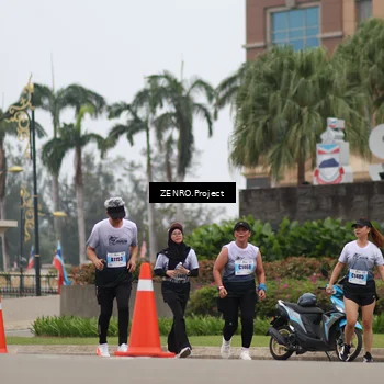 Runner Photo 7244039