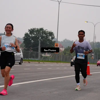 Runner Photo 7244046