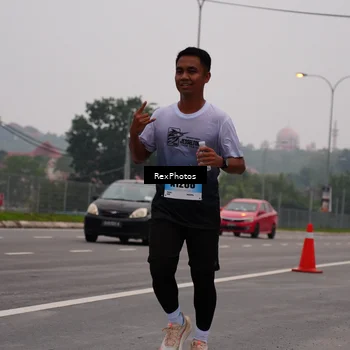 Runner Photo 7244051