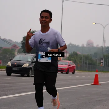 Runner Photo 7244053