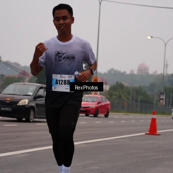 Runner Photo 7244058