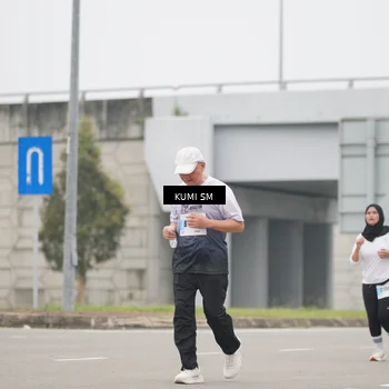 Runner Photo 7244108