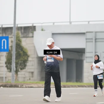Runner Photo 7244109